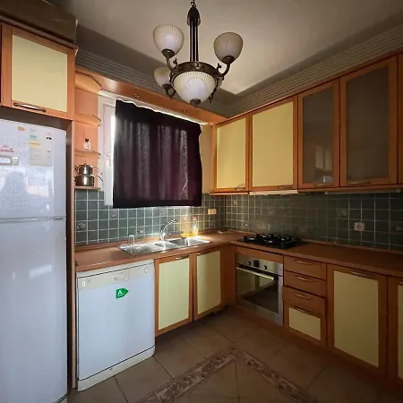 Apartamento Deniz Manzarali Esyali Kiralik Daire 3+1 Estambul